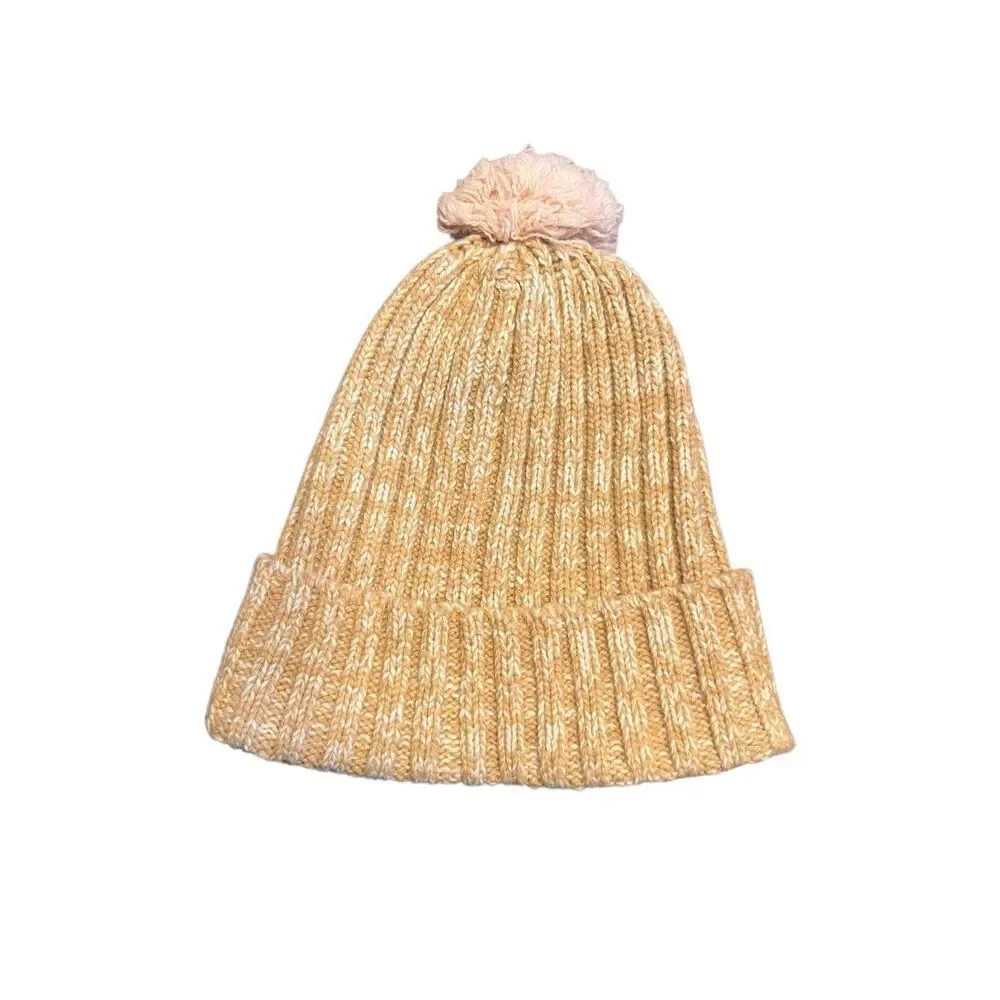 Patagonia woman’s pom